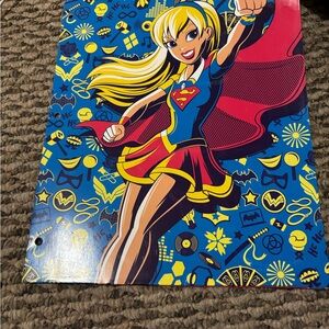 Superwoman folder